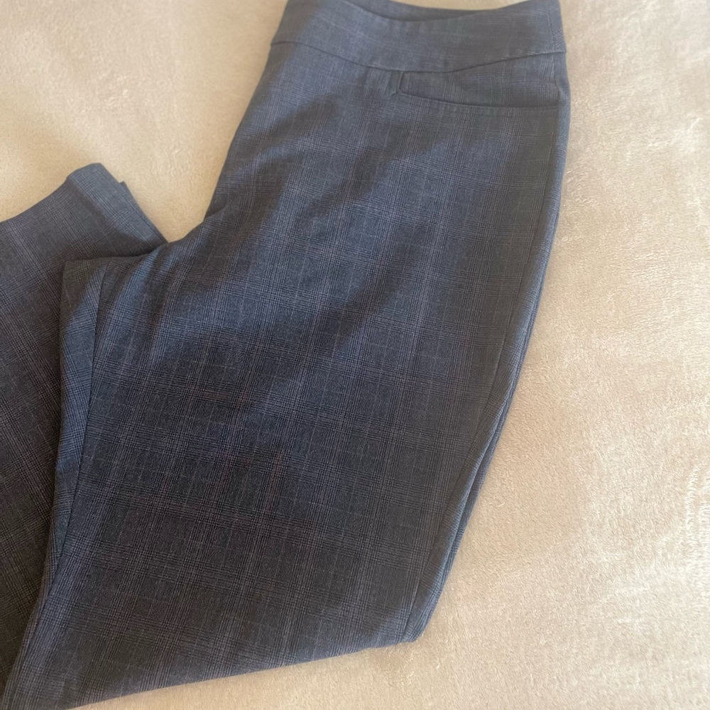 Lane Bryant Plaid Wide Leg Petite Trouser Pants - Size 18 - Picture 2 of 14